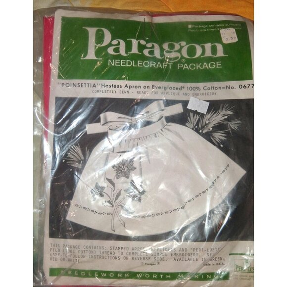 Paragon Needlecraft "Poinsettia" Hostess Apron Kit 100% Cotton Pre-Cut Stamped A - Picture 2 of 11